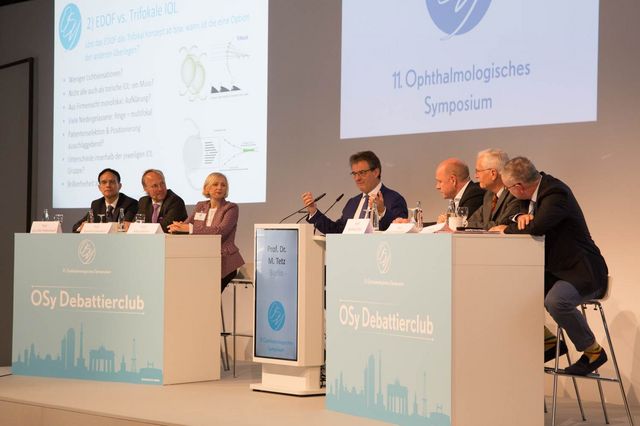 Debattierclub beim 11. Ophthalmologischen Symposium
